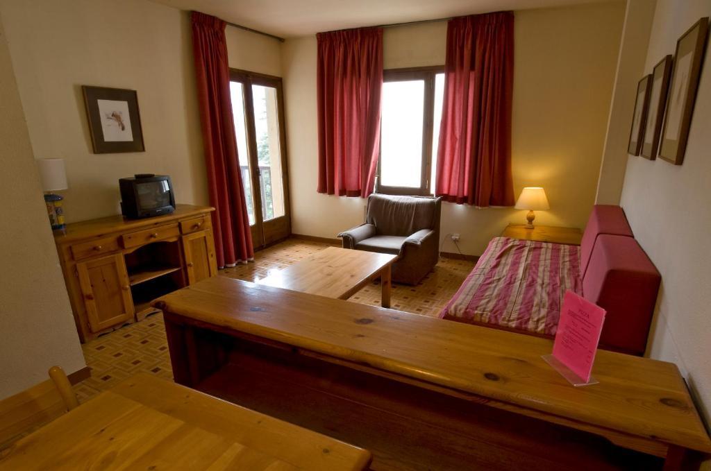 Apartamentos Pessets Adelaida Sort Zimmer foto
